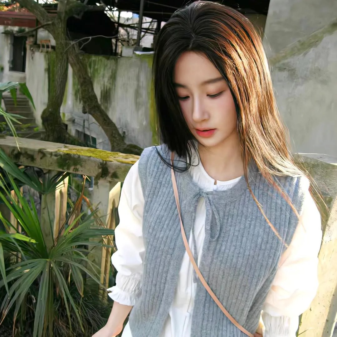 《我不是坏女孩》海报