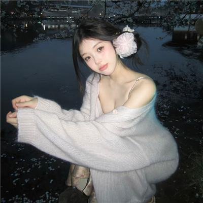《安曼女神》海报